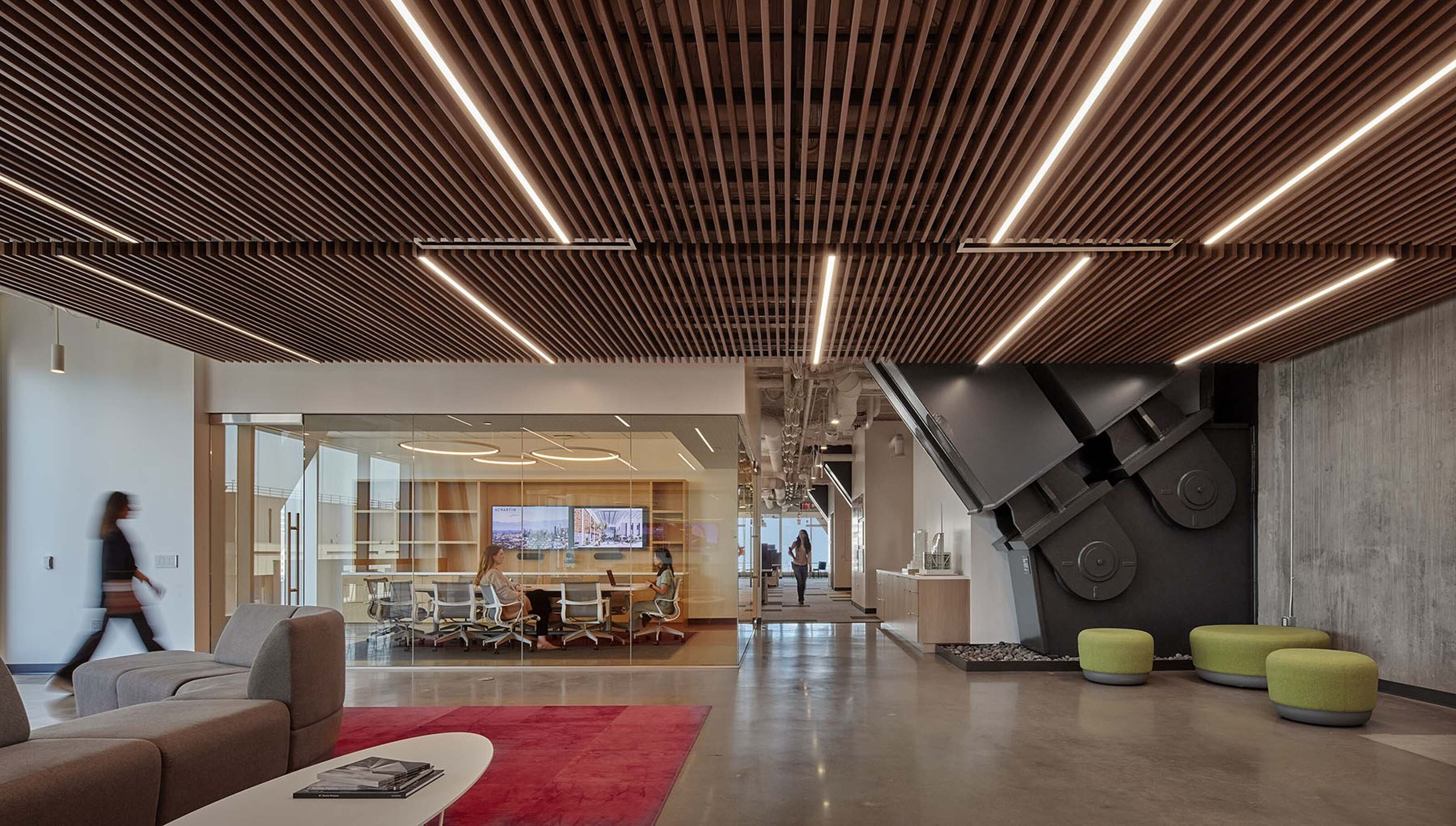 Pivot Interiors