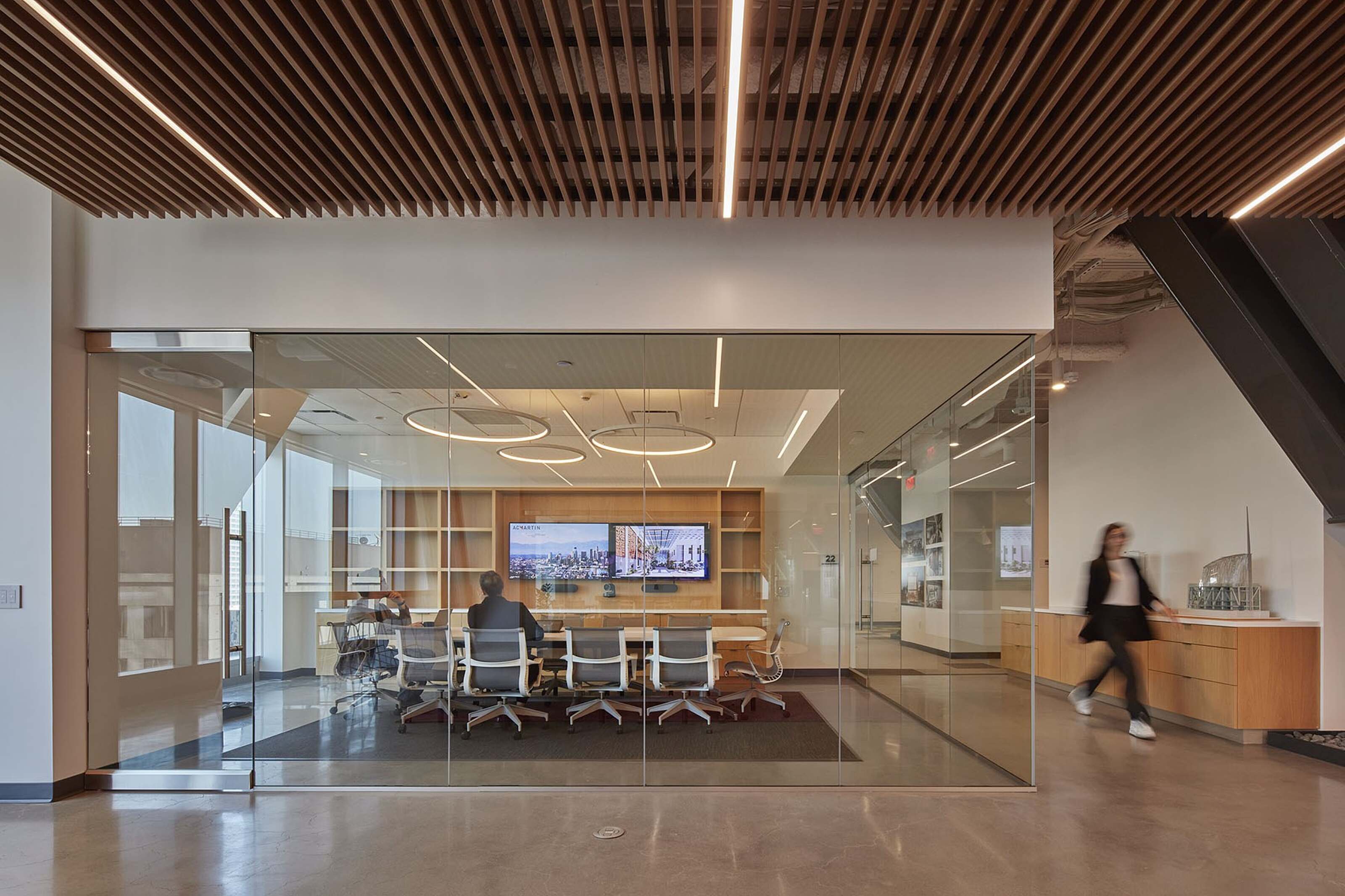 Pivot Interiors