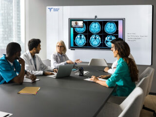 CLARUS Lynk Smart Glassboard
