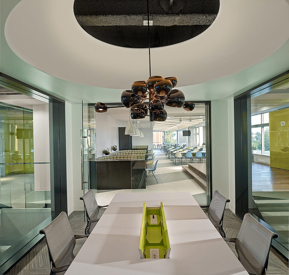 TMDA Architecture office with desk and chairs